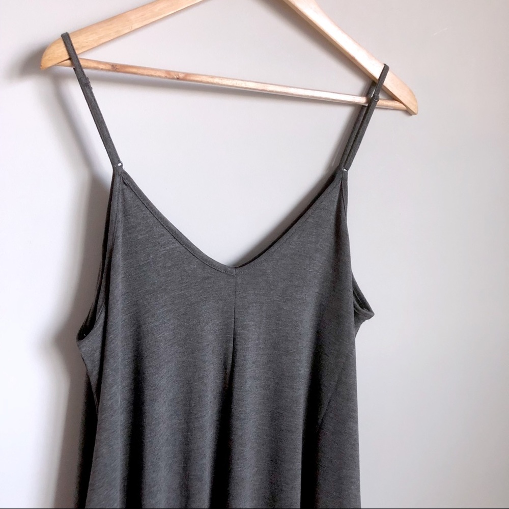 ☀️Perfect for summer☀️ flowy grey maxi w/ pockets - Picture 2 of 4